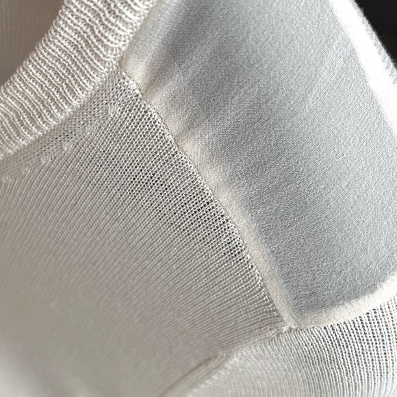 APANAGE cream fine knit sweater, hi-low style,  in size Small - Picture 8 of 8